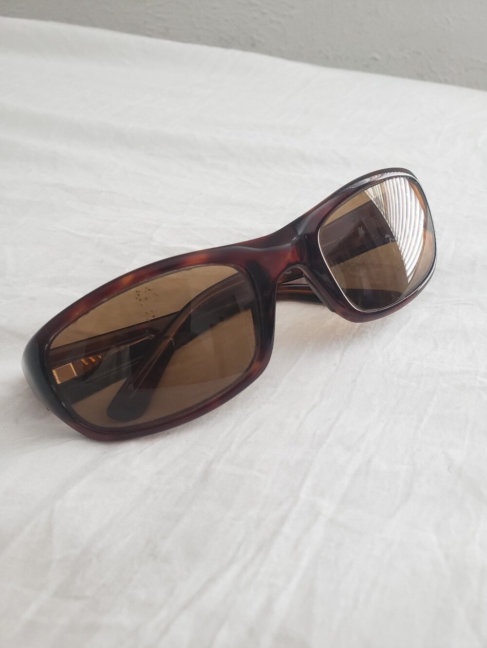 Vtg Maui Jim "Stingray" MJ 103 Tortoiseshell Men's Sunglasses with Brown Lenses